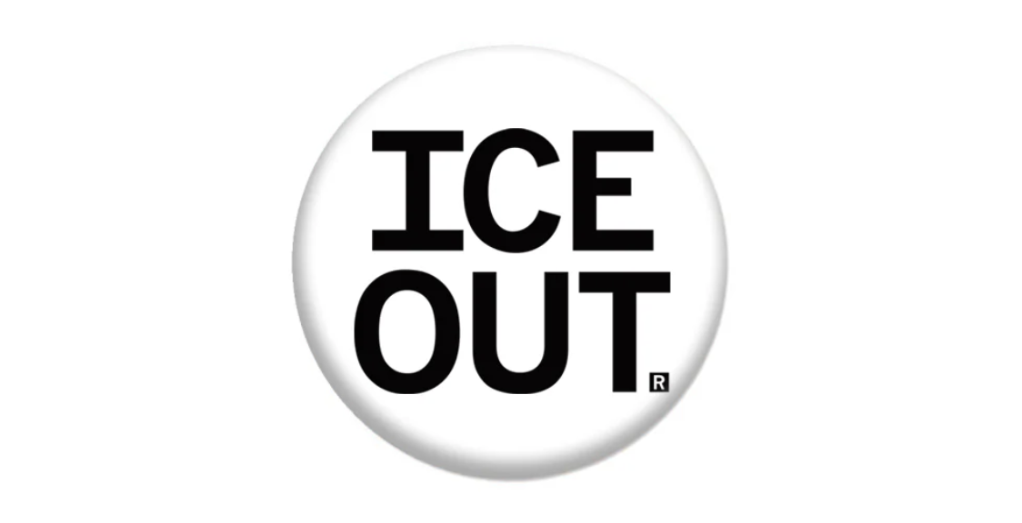 «ICE out» — это политический лозунг и название протестного движения в США, требующего прекращения деятельности или вывода Иммиграционной и таможенной полиции США (ICE) из жилых районов. Акции направлены против жестких миграционных рейдов, задержаний без ордеров и расширения полномочий агентов, сопровождаясь блокировкой зданий службы и демонстрациями. 