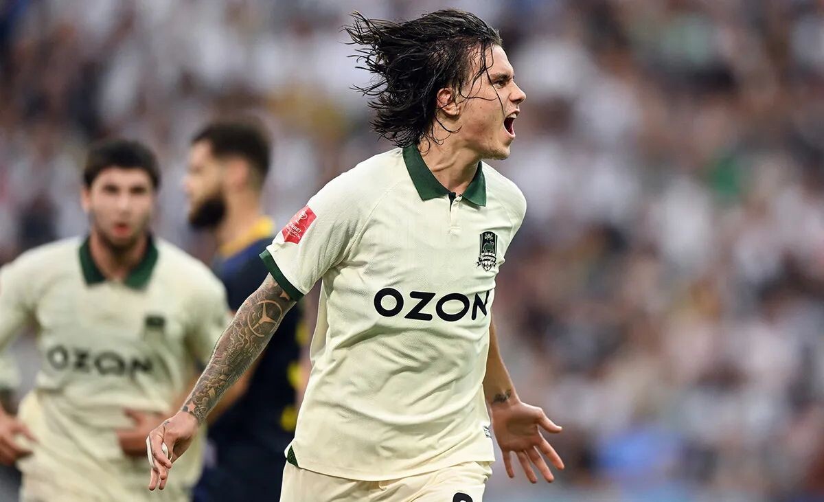 ЦСКА оформит трансфер Данила Козлова, до конца этой недели! Полузащитник уже проходит медосмотр для москвичей Источник: «Футбол России» .#трансферы @Konivuprazke 