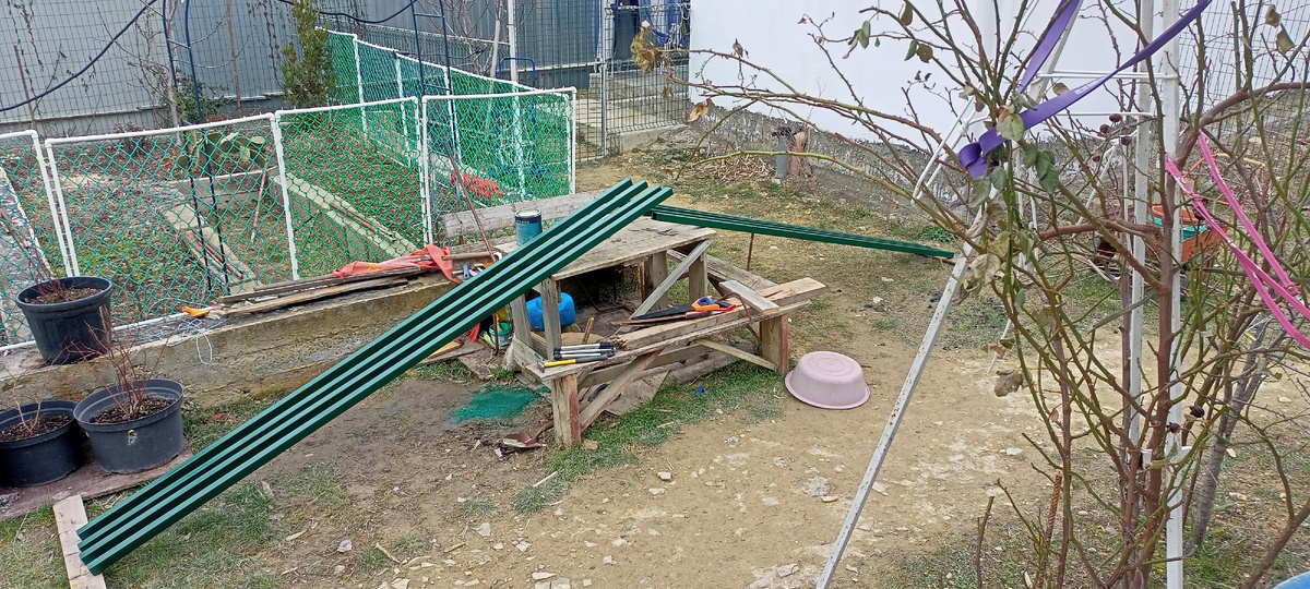 Столбы для забора 