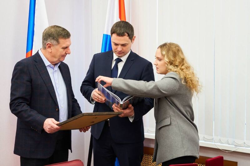 Листайте вправо, чтобы увидеть больше изображений