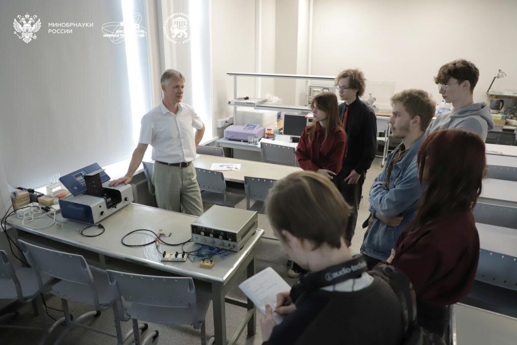 Участники второй тематической смены Школы молодых исследователей
Фото: пресс-служба ПсковГУ