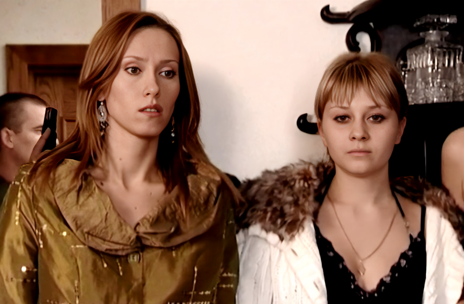 Мария (слева) в сериале «Глухарь»
