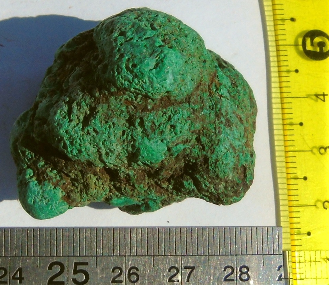 Фигурка Будда из малахита