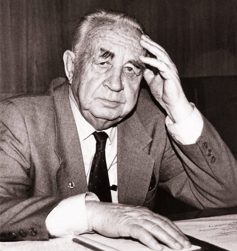 Сергей Васильевич Яковлев.