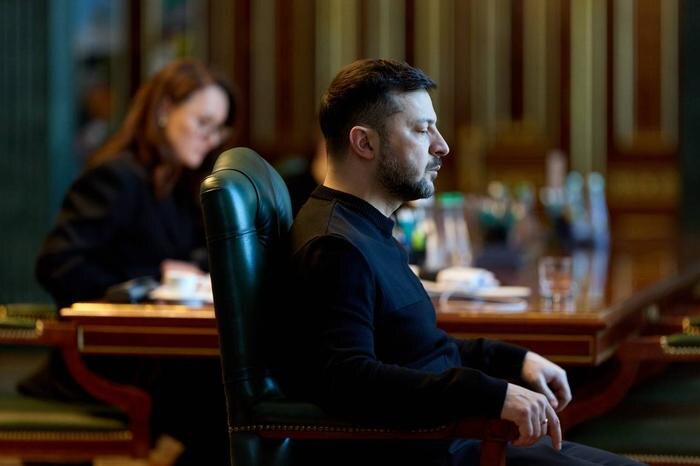 Владимир Зеленский. Обложка © kmu.gov.ua