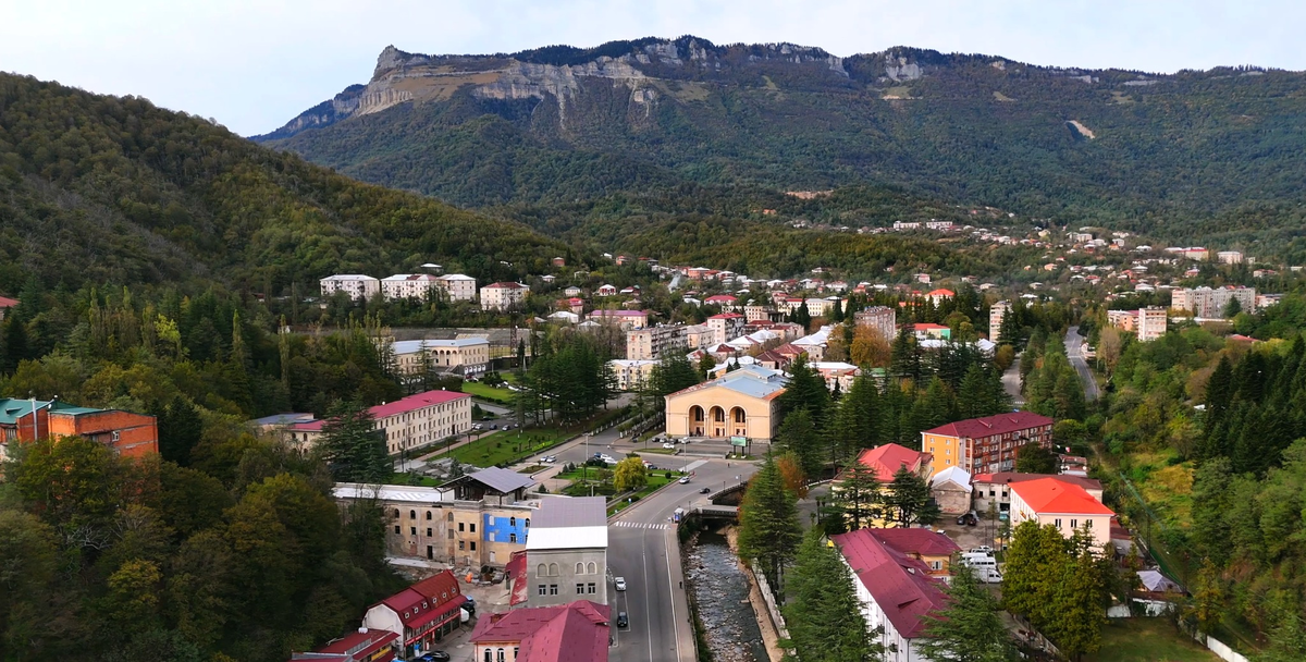 Центр Ткибули