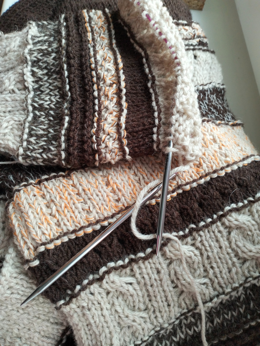 Wooltime  отлично выглядит в косах и резинках 