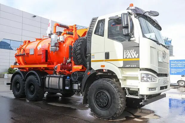    Фото: lenta.ru Михаил Козлов