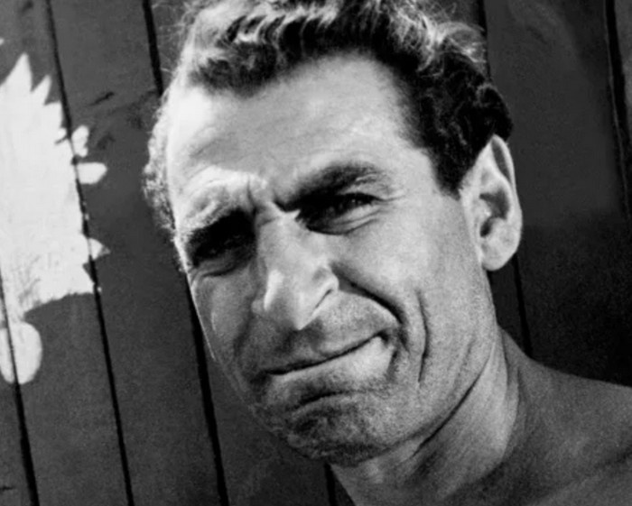 Генрих Оганесян. 