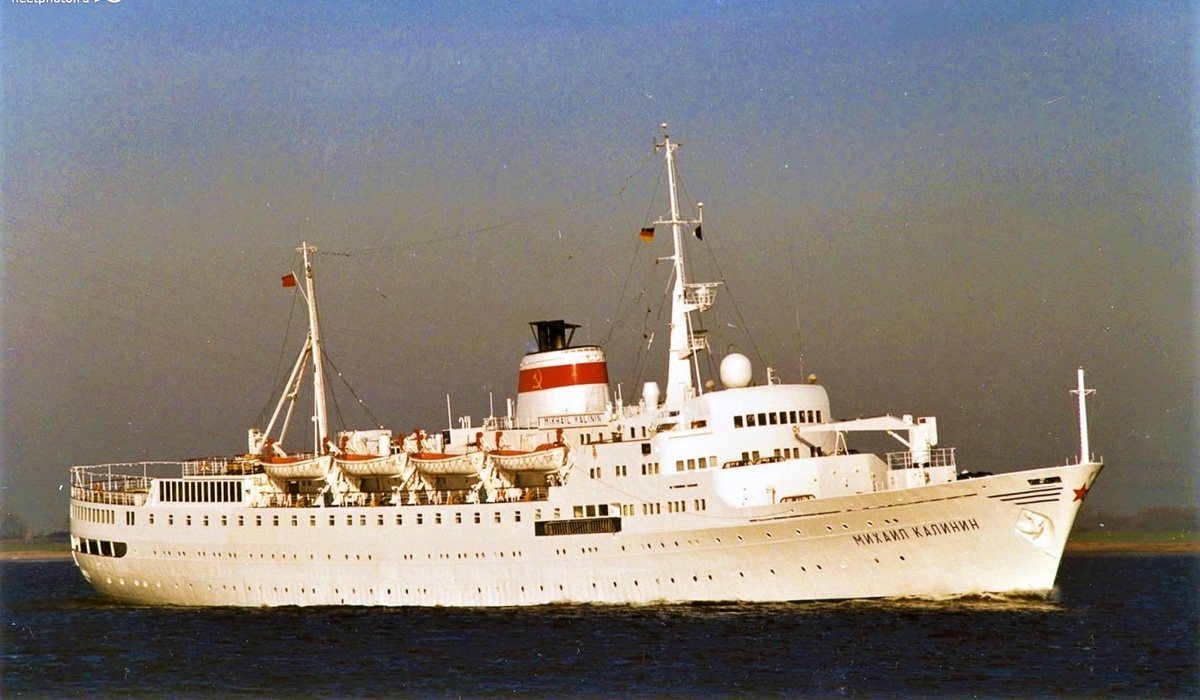 1 т/х "Михаил Калинин"