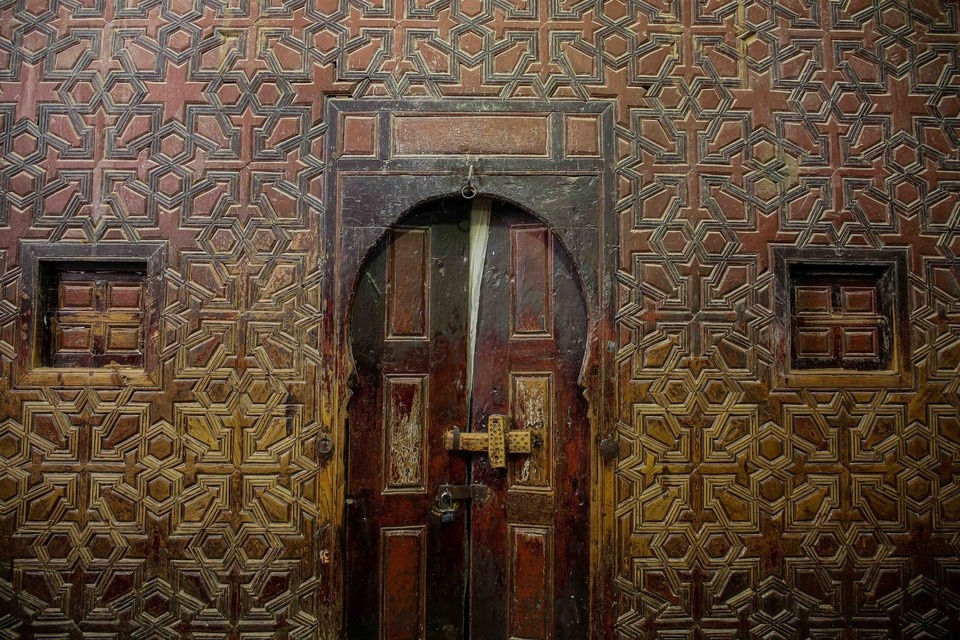    Al Masry Al Youm: четырёх детей придавило рухнувшей стеной монастыря в Египте GLOBAL LOOK PRESS