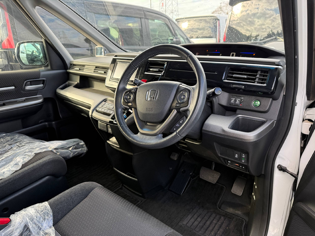 Фото салона, листайте.