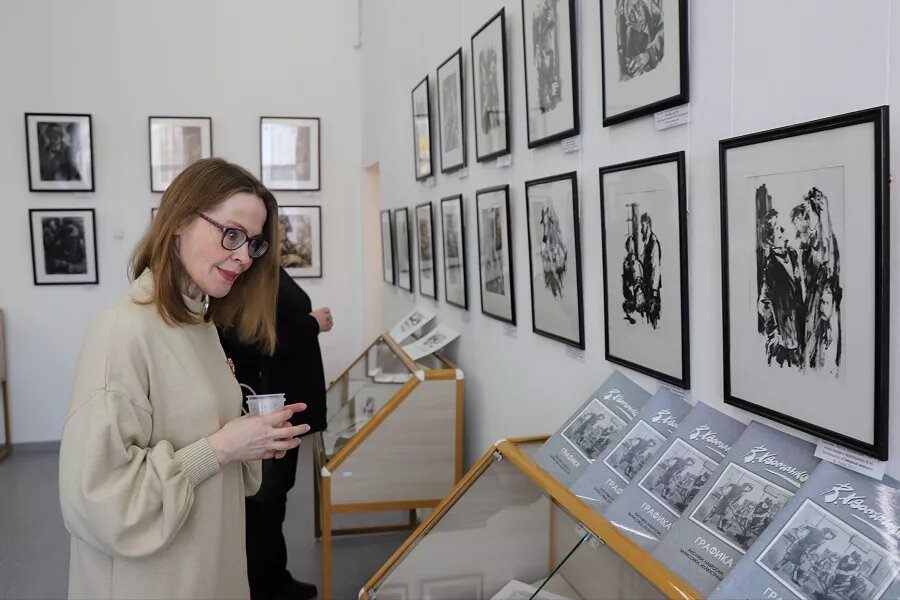 Выставка Виктора Хвостенко. Сергей Кулыгин, "БР"   📷