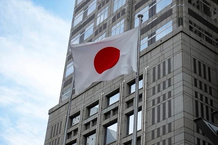 Обложка © Shutterstock / FOTODOM / IB Photography