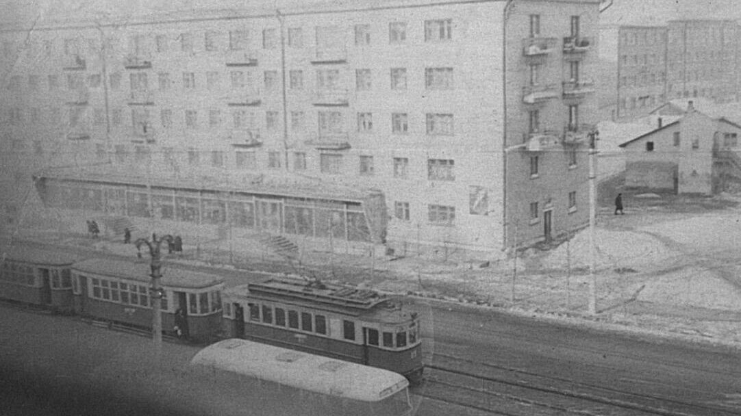    В советское время по проспекту Дзержинского ходили несколько трамвайных маршрутов. Смотрим архивные фото разных лет   pastvu.com