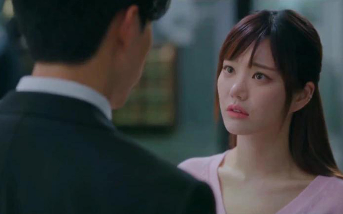 Кадр из дорамы "Сбежавшая семёрка"