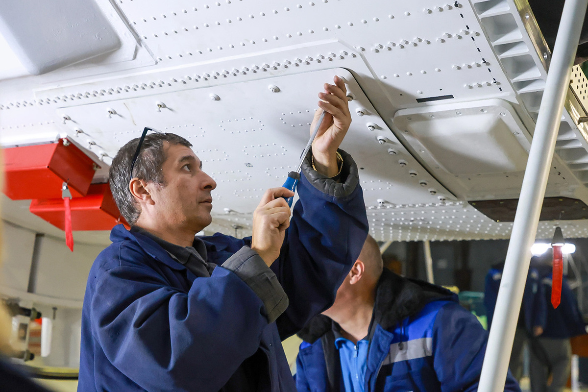   «Роскосмос»