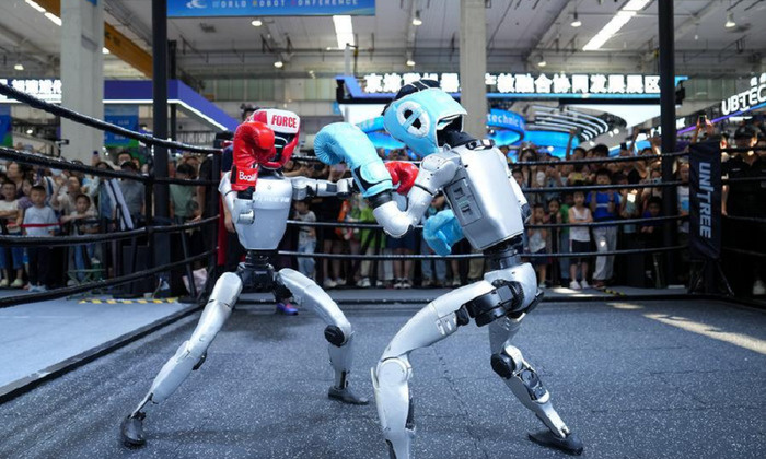    Китайские человекоподобные роботы выходят на мировую арену