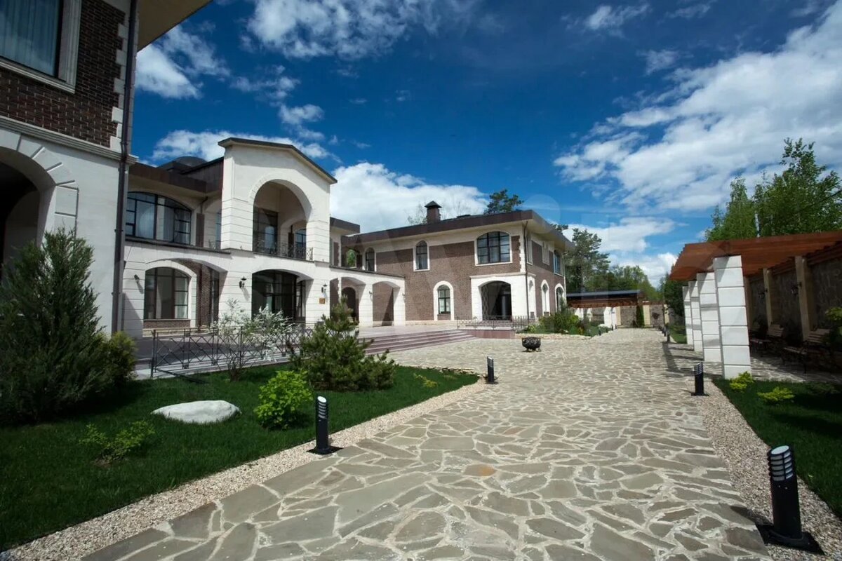 Листайте вправо, чтобы увидеть больше изображений