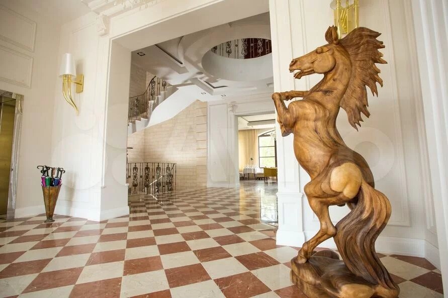 Листайте вправо, чтобы увидеть больше изображений