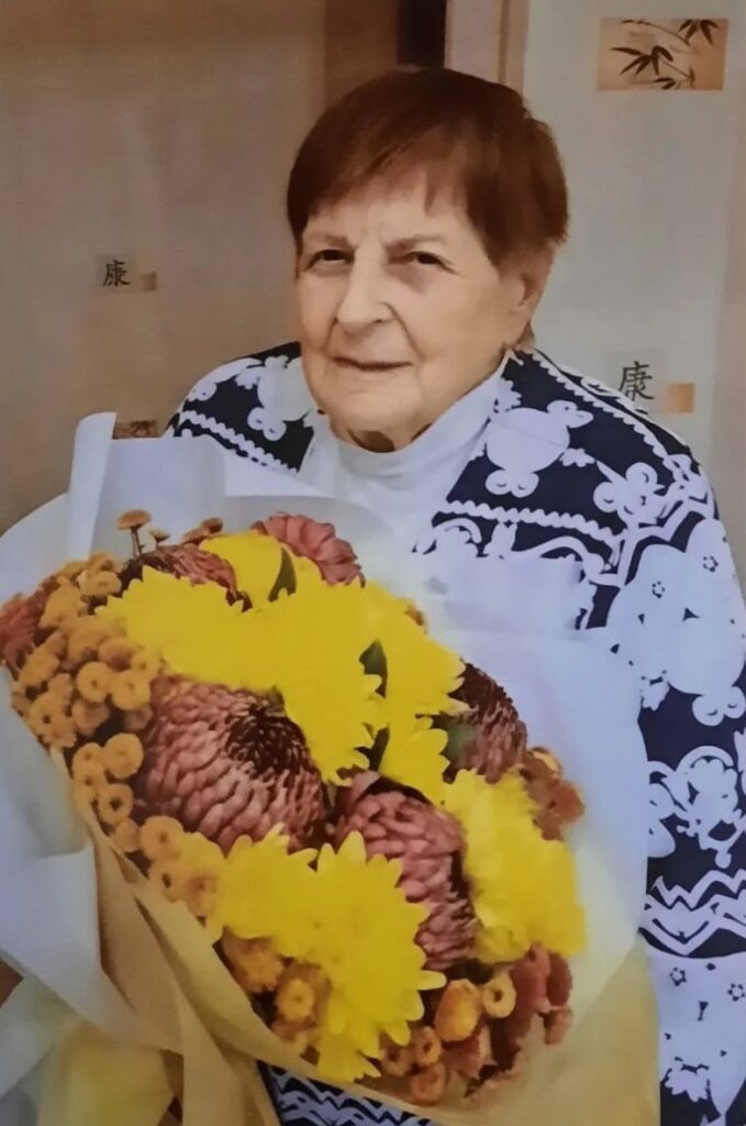    Сегодня за плечами Людмилы Петровны более сорока лет преподавательского стажа.