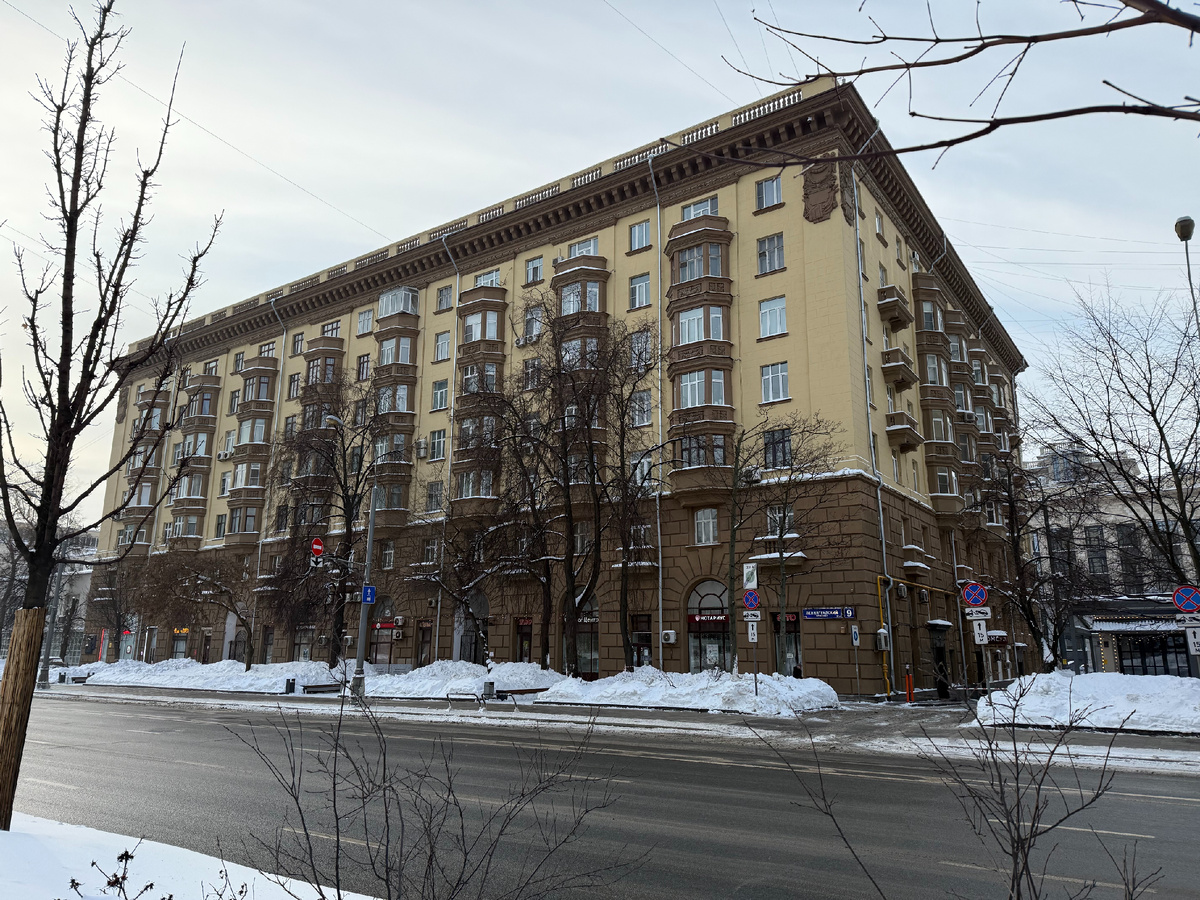 Ленинградский проспект, дом №9, 2026. Фото моё.