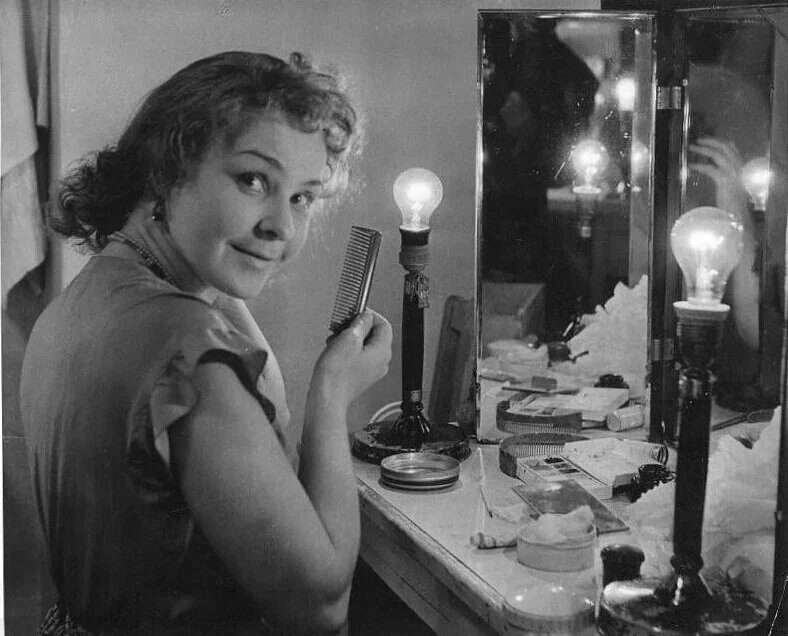 Нина Ургант