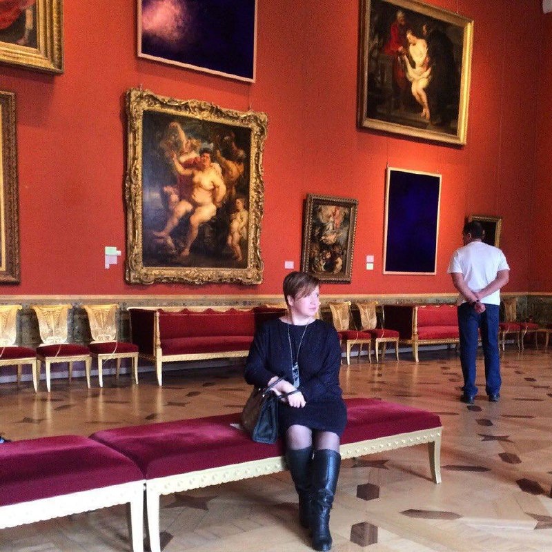 10 лет назад. Узнаете выставку? 