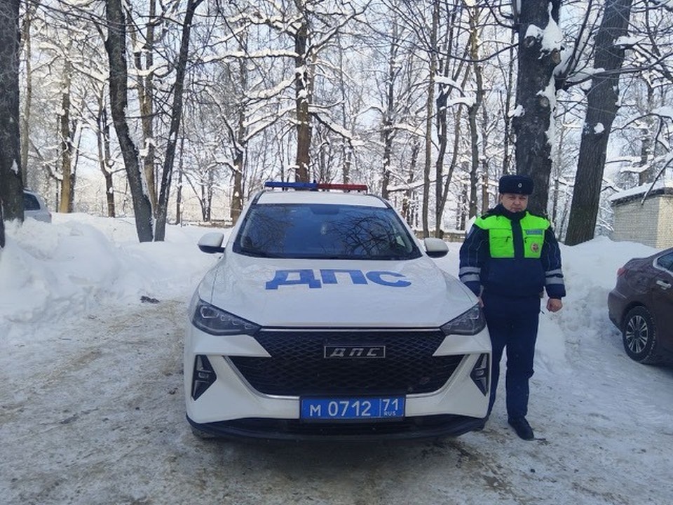    Инспектор ДПС в Туле помог доставить роженицу в перинатальный центр. материалы пресс-служб