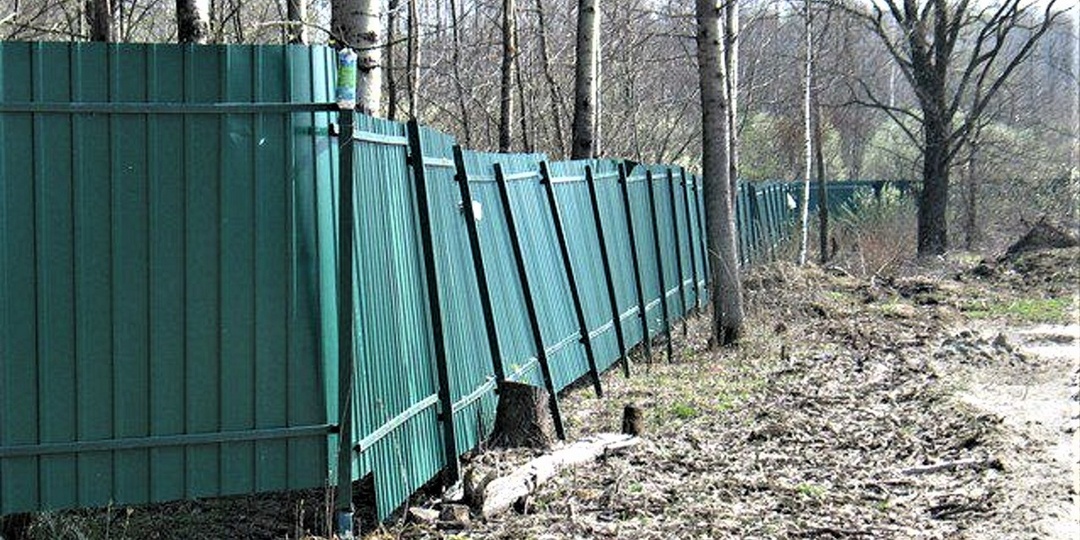 Весеннее «выплёвывание» столбов: разбираю реальную глубину промерзания и как не загубить фундамент