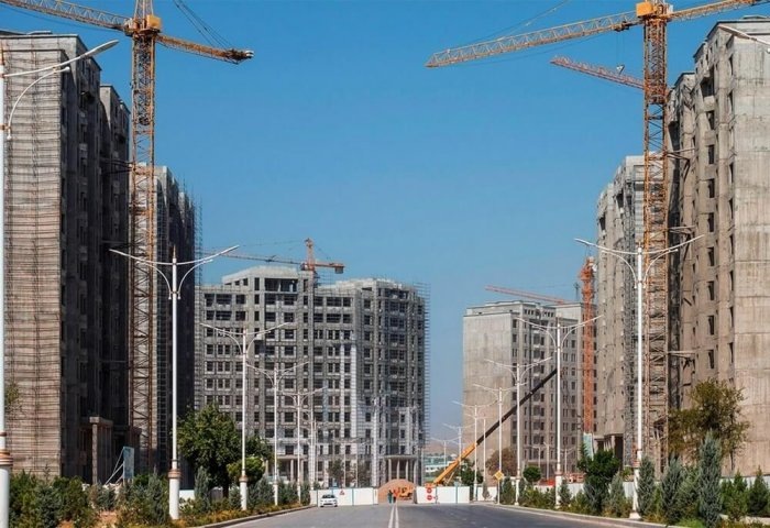 Момент со строительных работ в Туркменистане