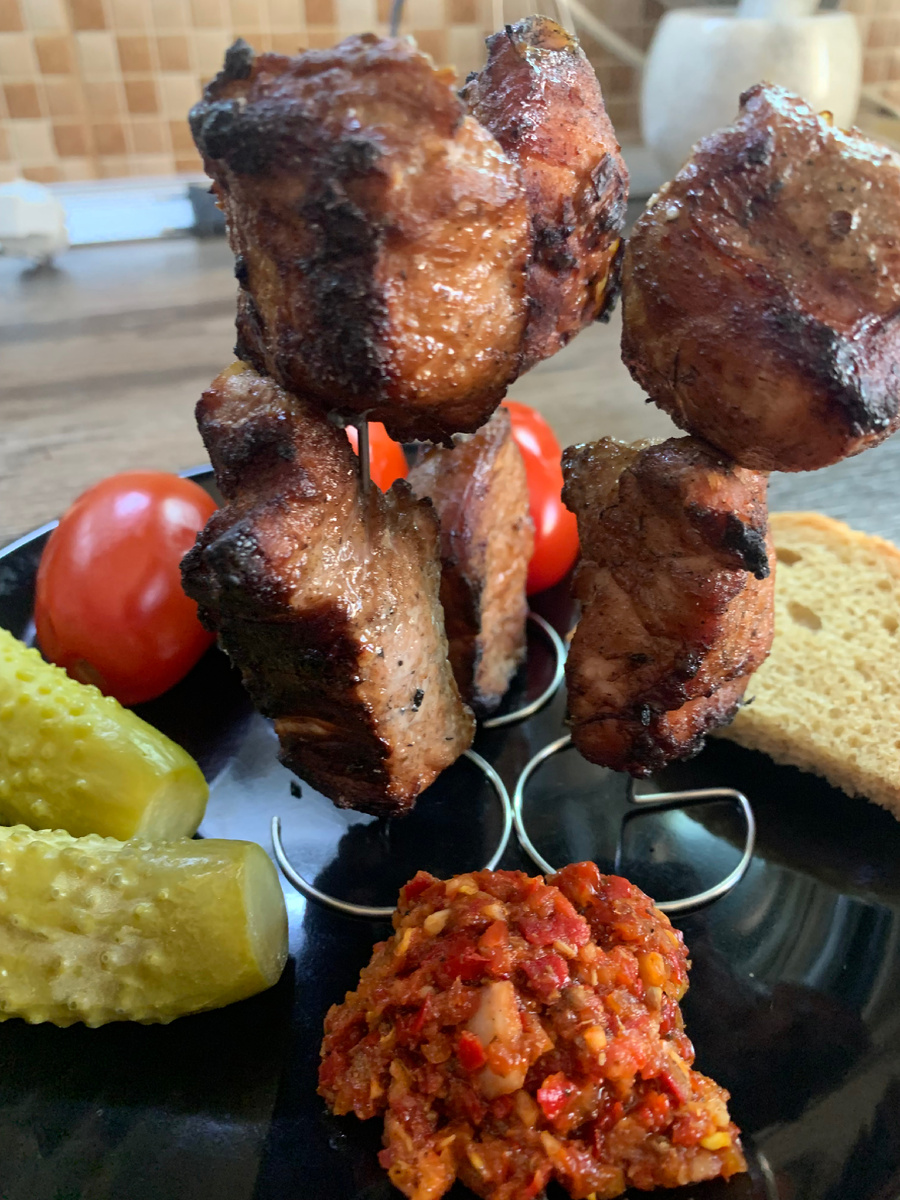 Шашлык на шпажках