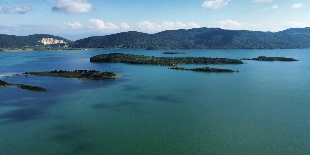 Вы еще не бывали в такой Грузии : Места силы и легенд и нетронутой красоты. Ткибульское водохранилище