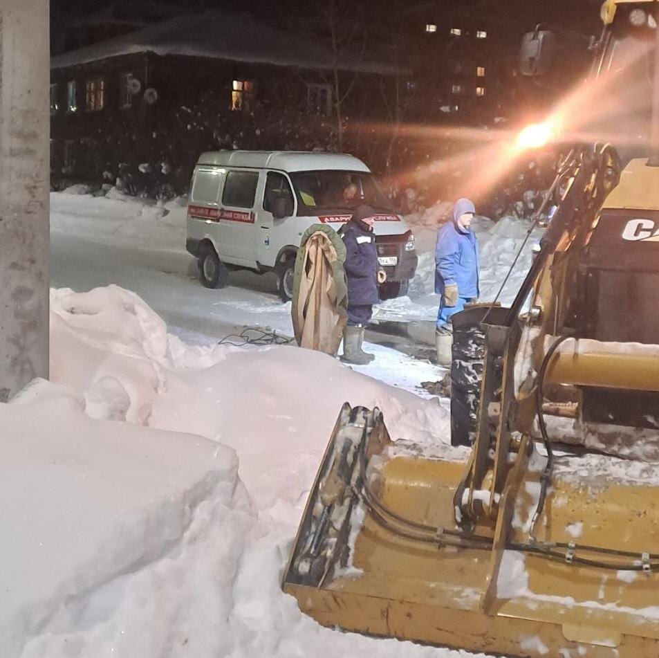    В Советском восстанавливают перемерзшую водопроводную магистраль