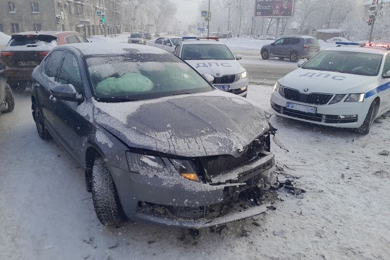    Происшествие случилось сегодня в 12:00 на Комсомольской, 28