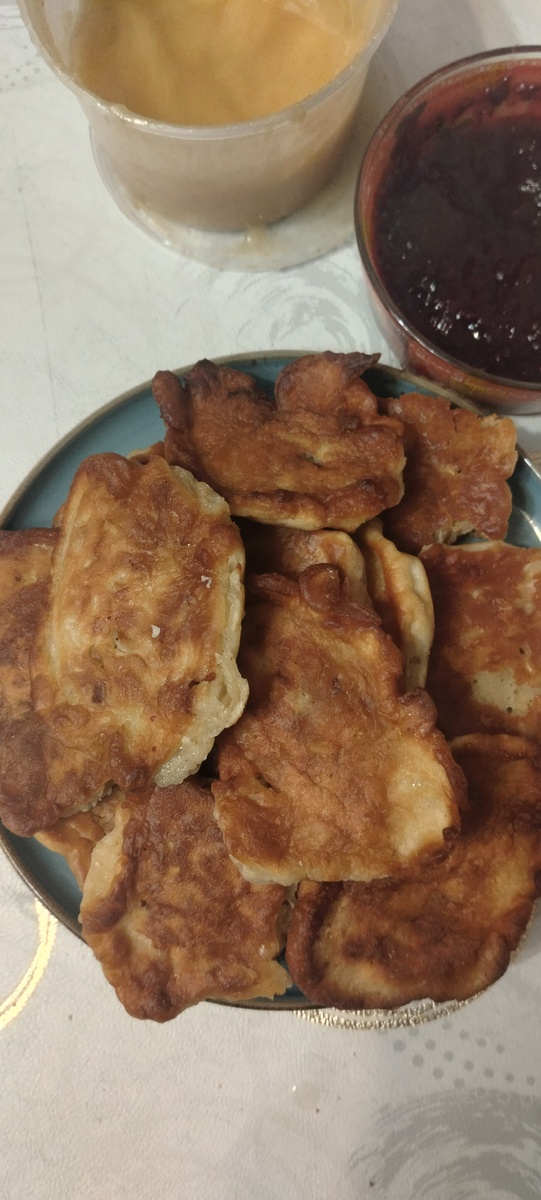 Оладьи с яблоком