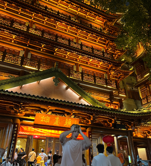 Наш маршрут по Китаю: как мы случайно уехали не туда и увидели «Аватар» вживую