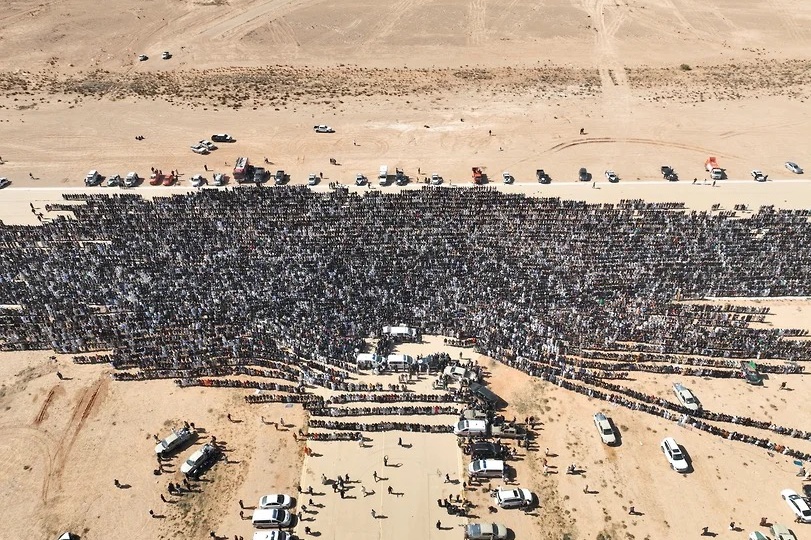 Ливия, подобно льву, встанет и вознесёт свой дикий рёв?