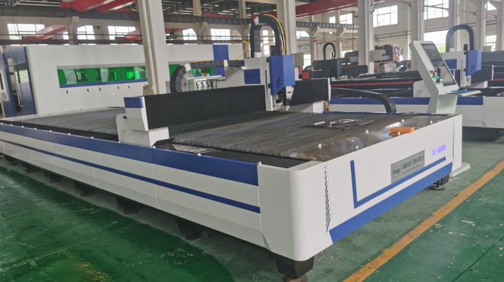    Как лазерный меч от Росатома разрезал 40-метровый кран и изменил промышленность