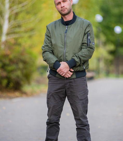 В Магнитогорске мужчина поднялся на балкон третьего этажа и спас девочку из горящей квартиры