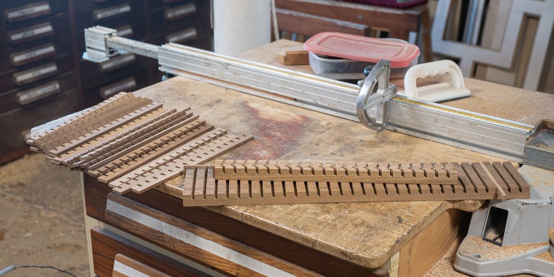 Небольшой фотоотчёт по изготовлению радиаторной решетки