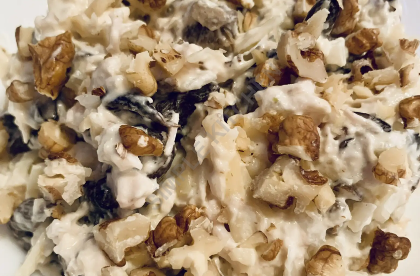 Салат с курицей и грибами. 