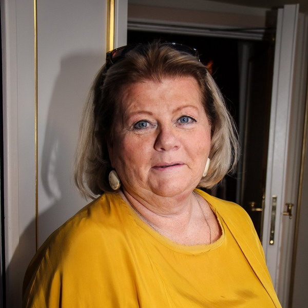     Ирина Муравьева, Сергей Мигицко и Фанни Ардан получат почетные «Золотые маски»