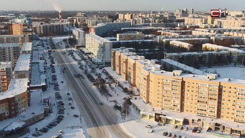    От первых бараков до современных кварталов: история строительства Сургута