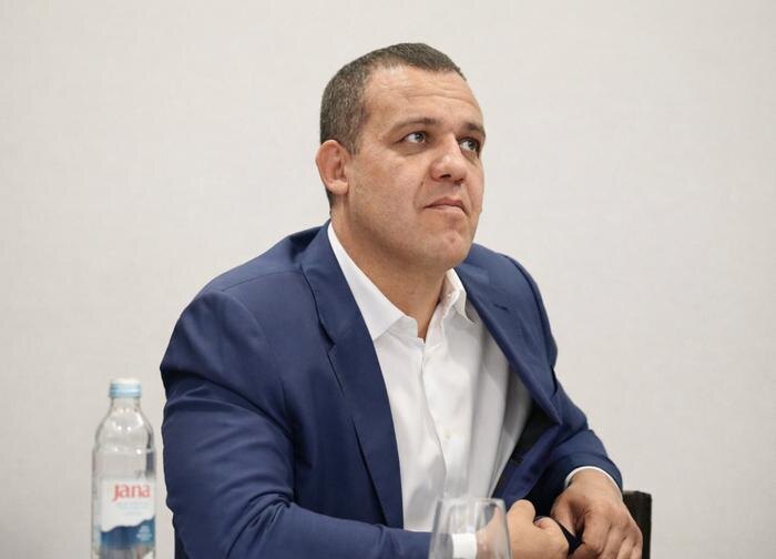 Кремлёв Умар Назарович. Обложка © vk.com/ Умар Кремлев - Президент IBA Умар Кремлев 