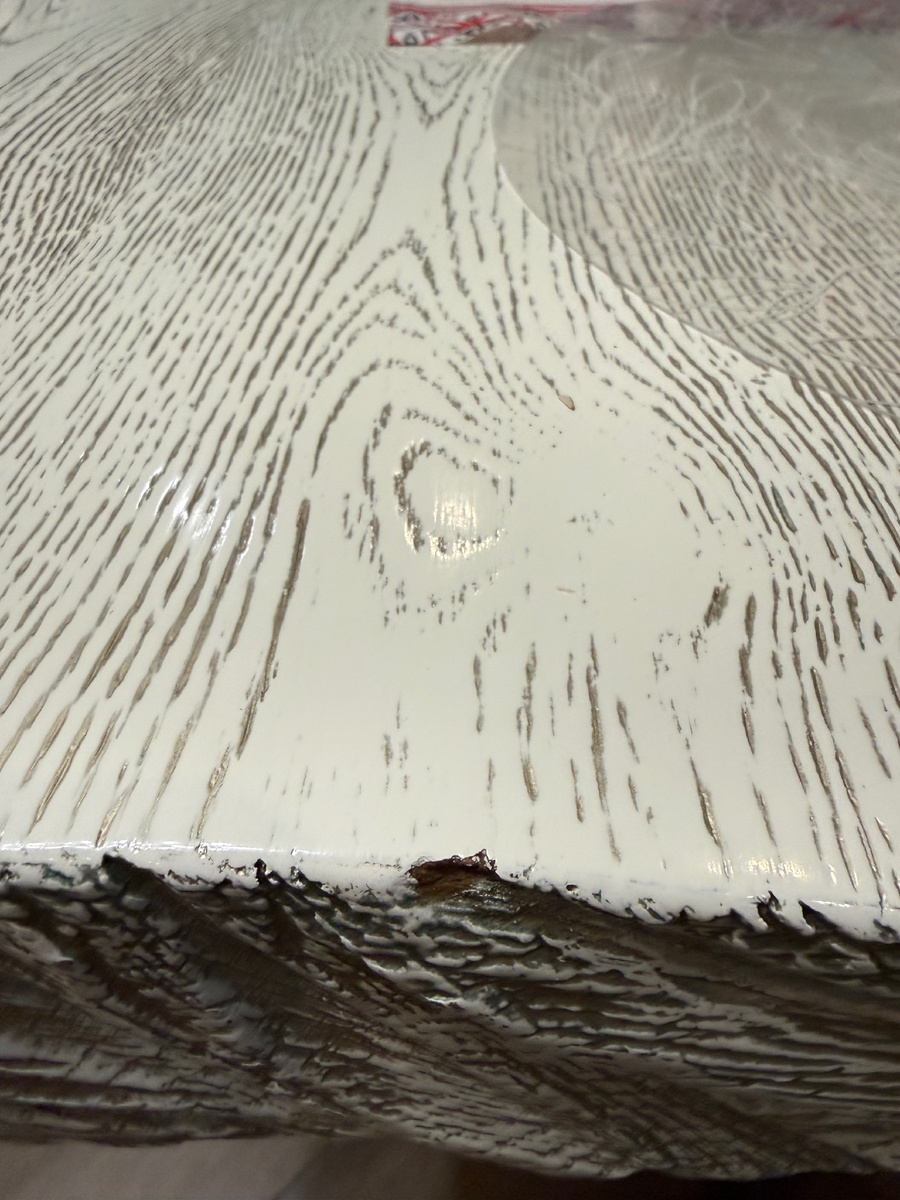 Стол из цельного дуба