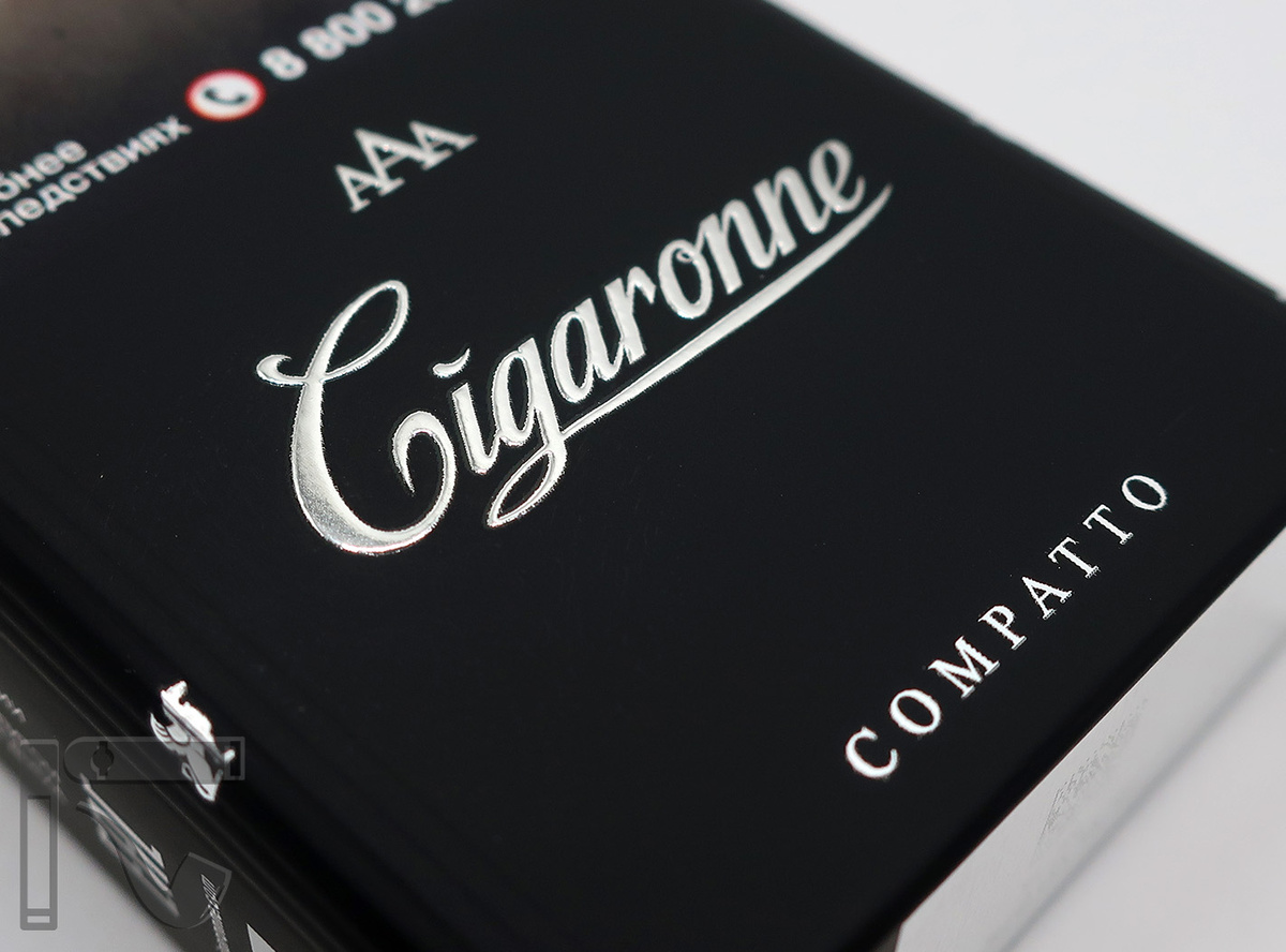 Сигареты Cigaronne Black Compatto. Фото: © канал "Уголок Курильщика"