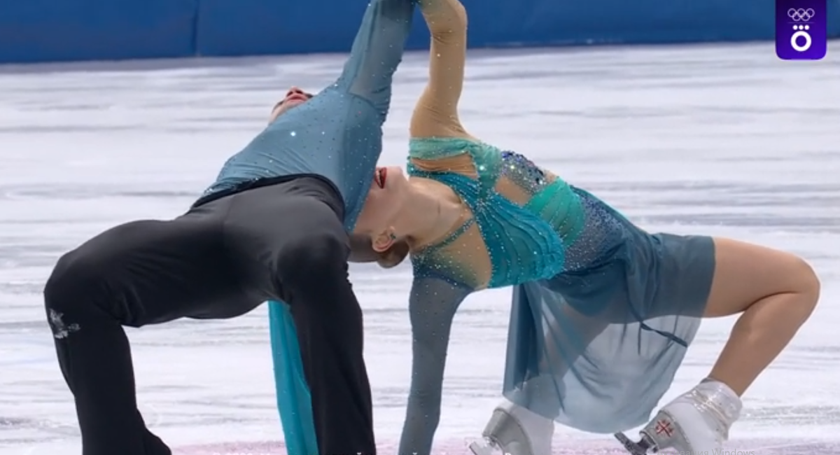 АНАСТАСИЯ  МЕЛЁЛКИНА  и  ЛУКА  БЕРУЛАВА