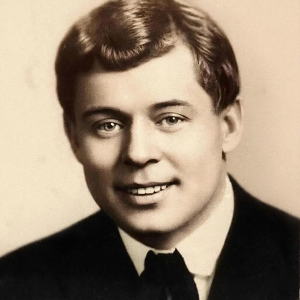 Так ИИ видит Сергея Есенина 