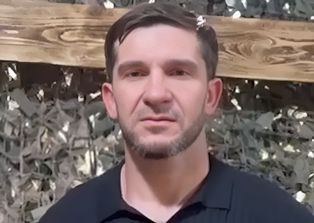    Пьяный штурмовик бассейна в Луганске, домогавшийся местных девушек, получил 10 лет заключения